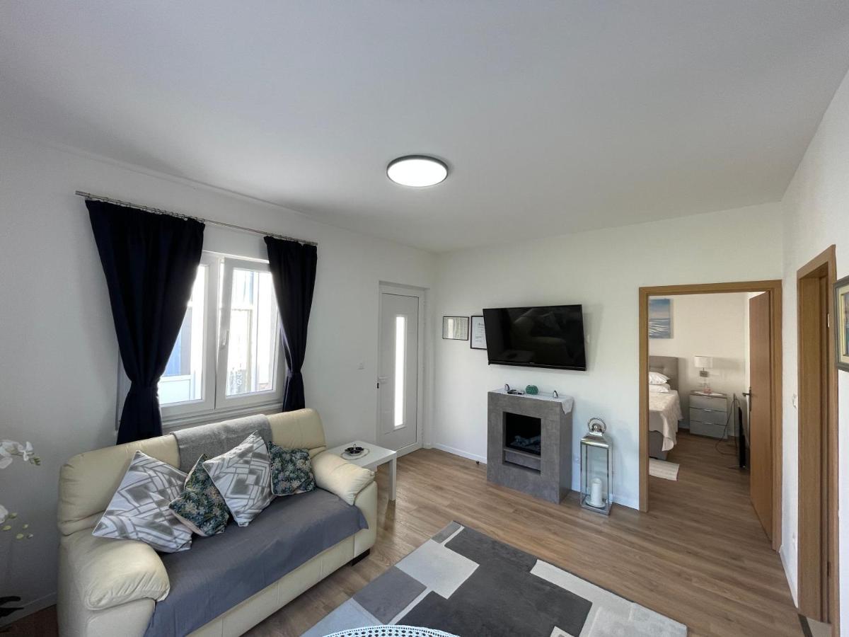 Pitomcia (adults Only) Gasthuis 3*